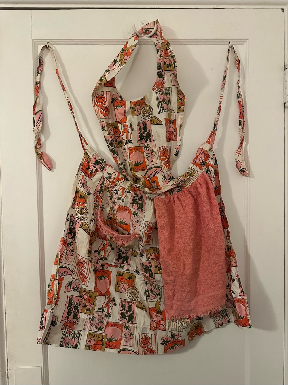 The most amazing kitchen apron
